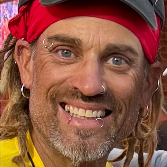 Meet your Posher, Francis - Picture 1 of 1